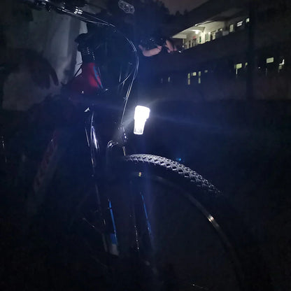 Fietslamp met lichtsensor en automatische activatie