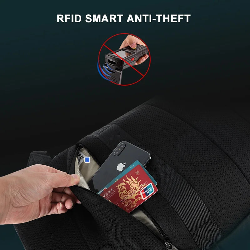 Rugzak als handbagage met gewatteerde laptophoes