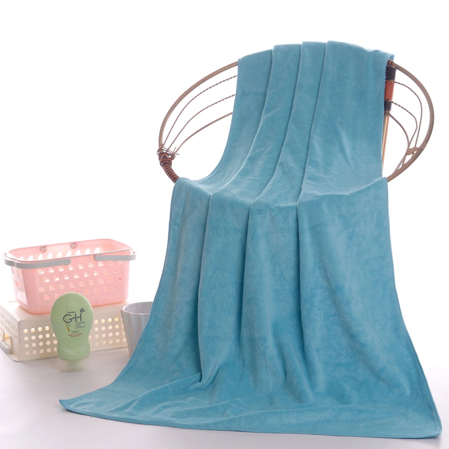 HEMA badhanddoek met strakke lijnen – Tijdloos design