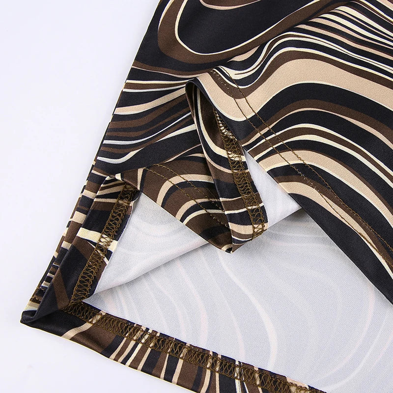 Badpakjurk met bloemenprint – Vrolijk en zomers design