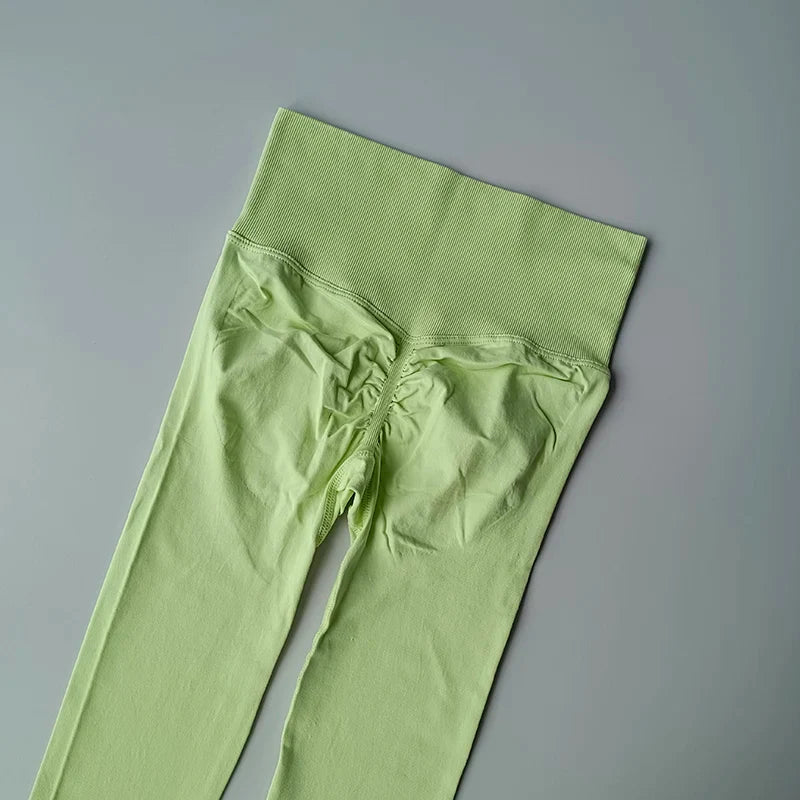 Hippe yoga kleding met leuke details