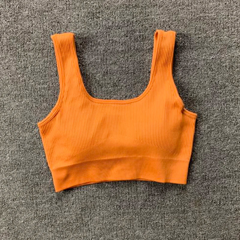 Trendy yoga kleding dames in zachte kleuren
