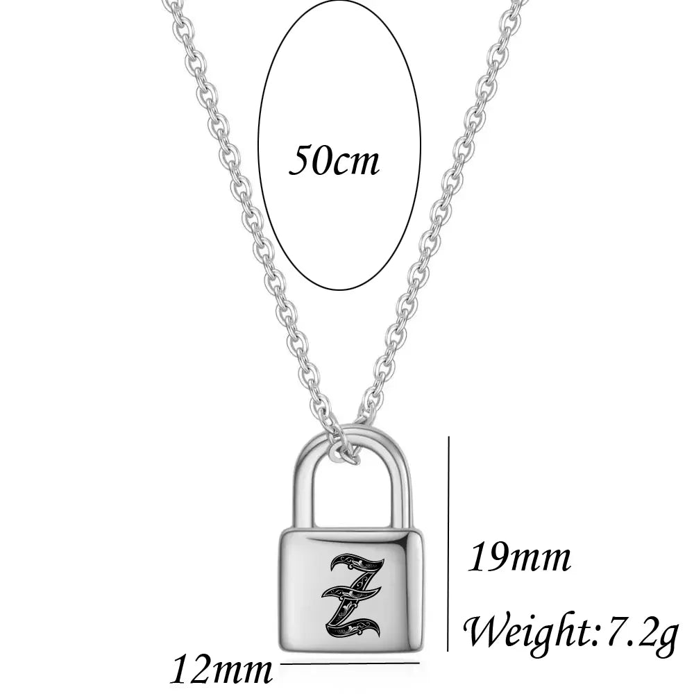 Naam in ketting als symbool van verbondenheid