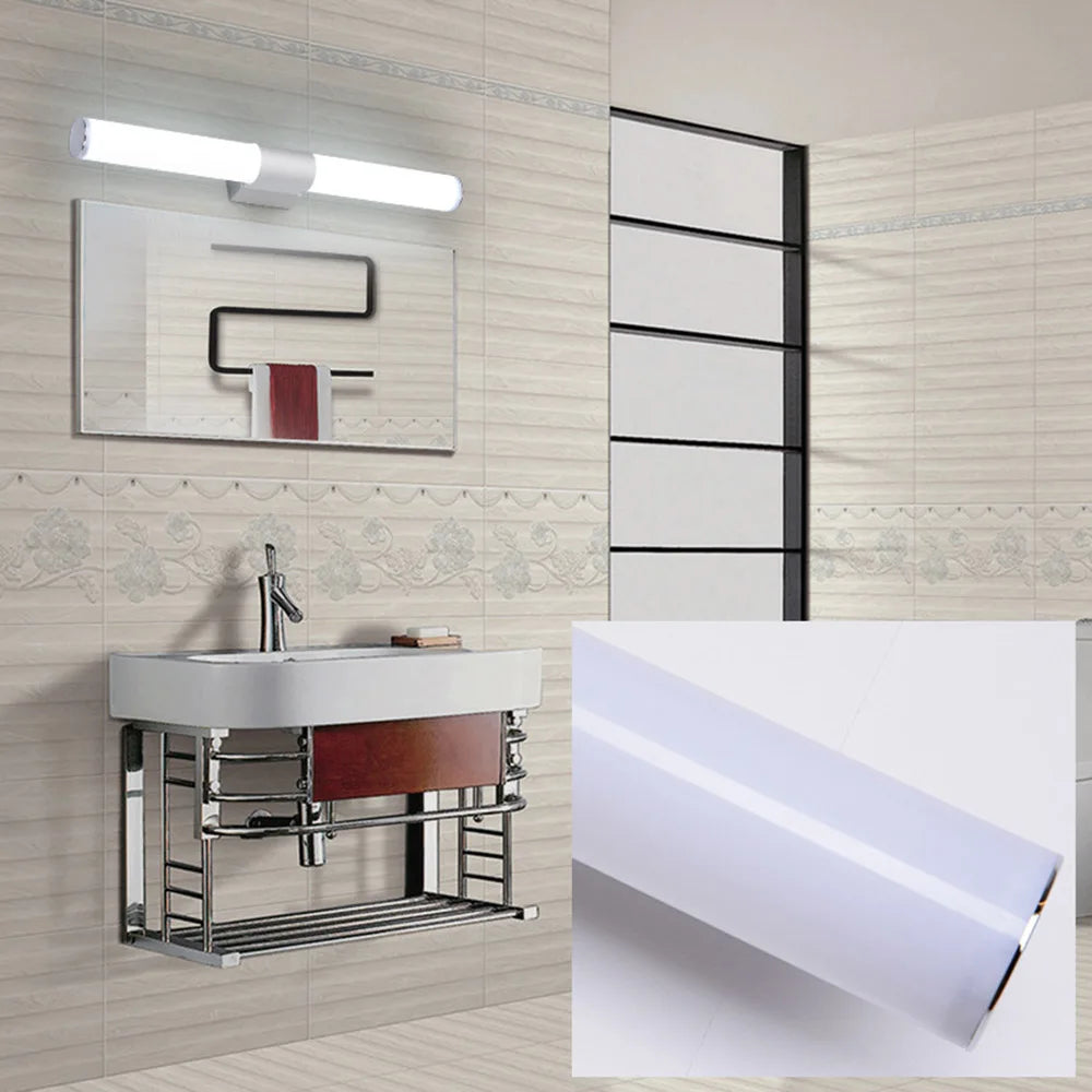 Waterdichte badkamer wandlamp – Veilig naast de douche