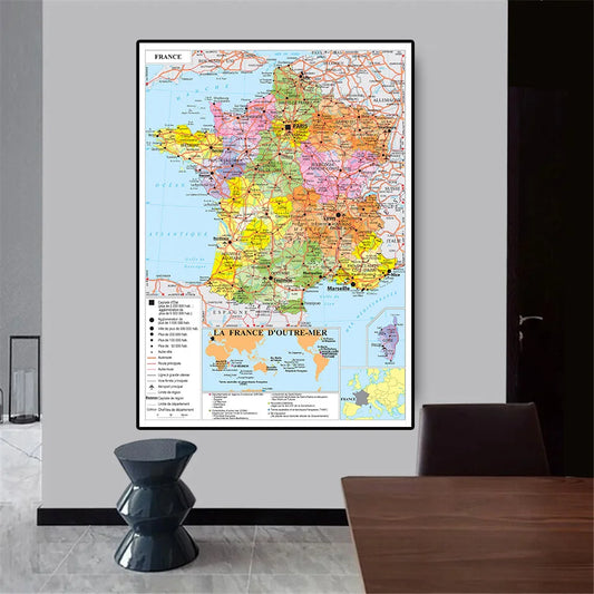 Wereldkaart met reliëf – Voelbare details op de muur