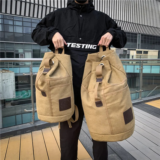 Moderne rugzak als handbagage met laptophouder
