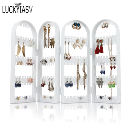 Sieraden standaard in industrieel design – Stoer en strak
