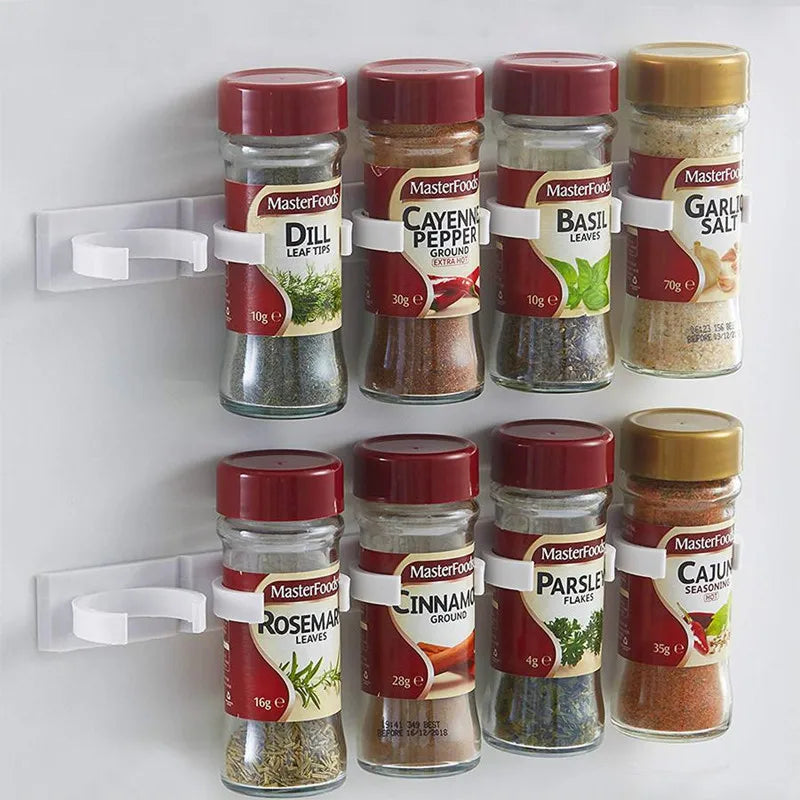 Modern kruidenrek keuken met glazen potten