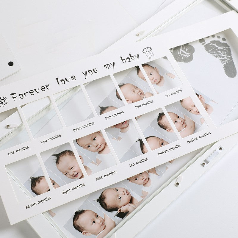 Kinderfotolijst-met-Voet-en-Handafdruk-Baby
