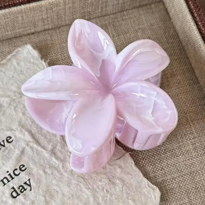 Metalen haarklem met bloemenmotief