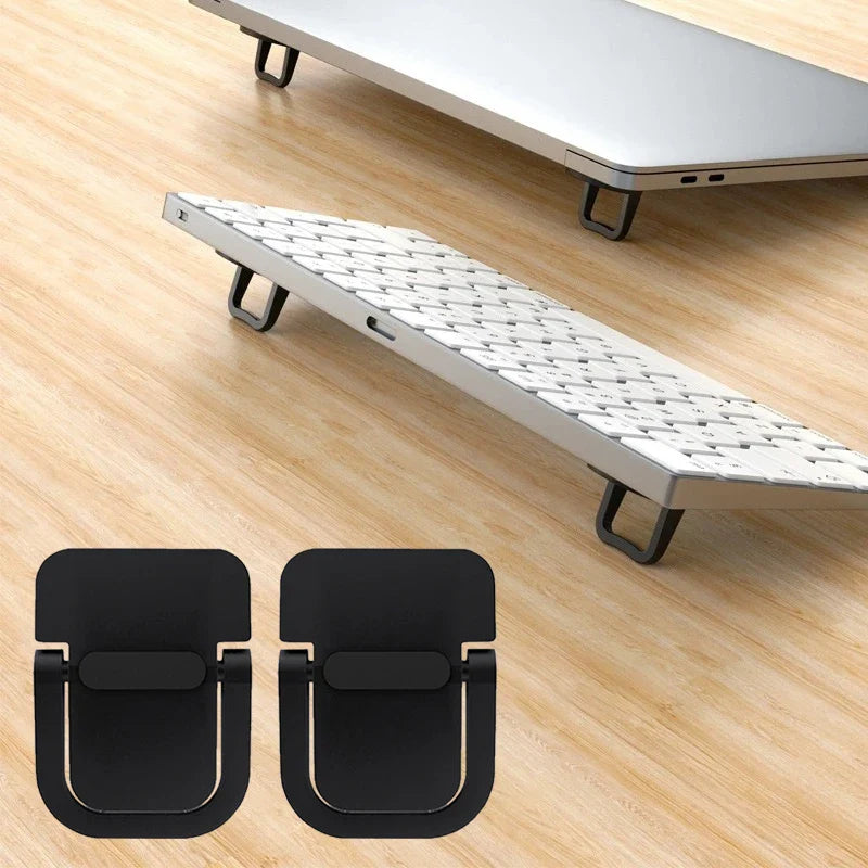 Laptop standaard IKEA met ventilatiegleuven
