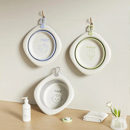 Luma babybadje in designkleur met accessoires