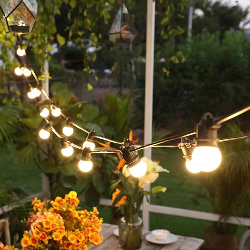 Lichtslinger met houten sterretjes – Natuurlijke kerstdecoratie