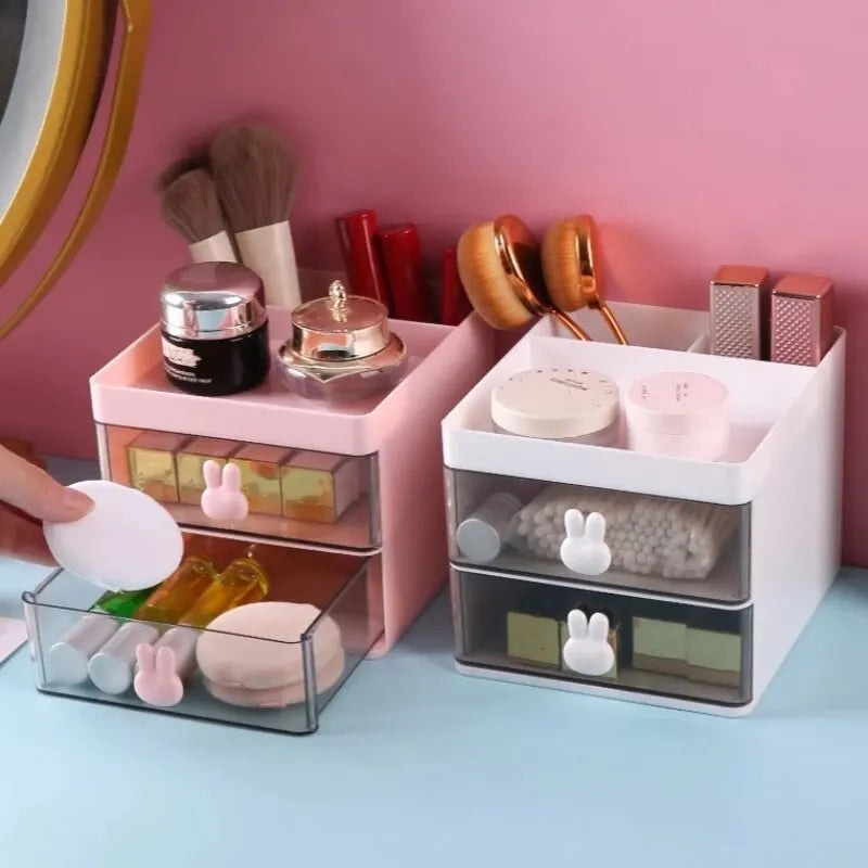 Ruimtebesparende desk organizer met verticale indeling