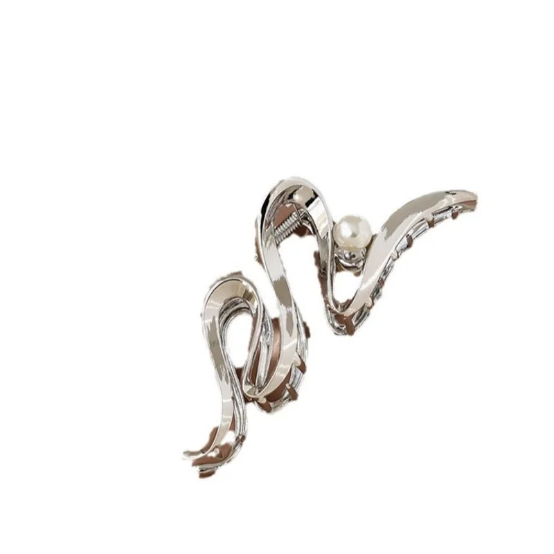 Zwarte haarspeld als basic accessoire