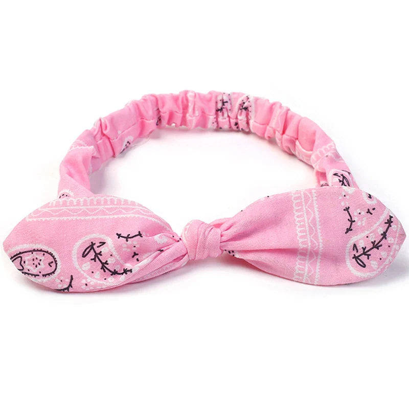 Haar accessoires met klassieke parelaccenten