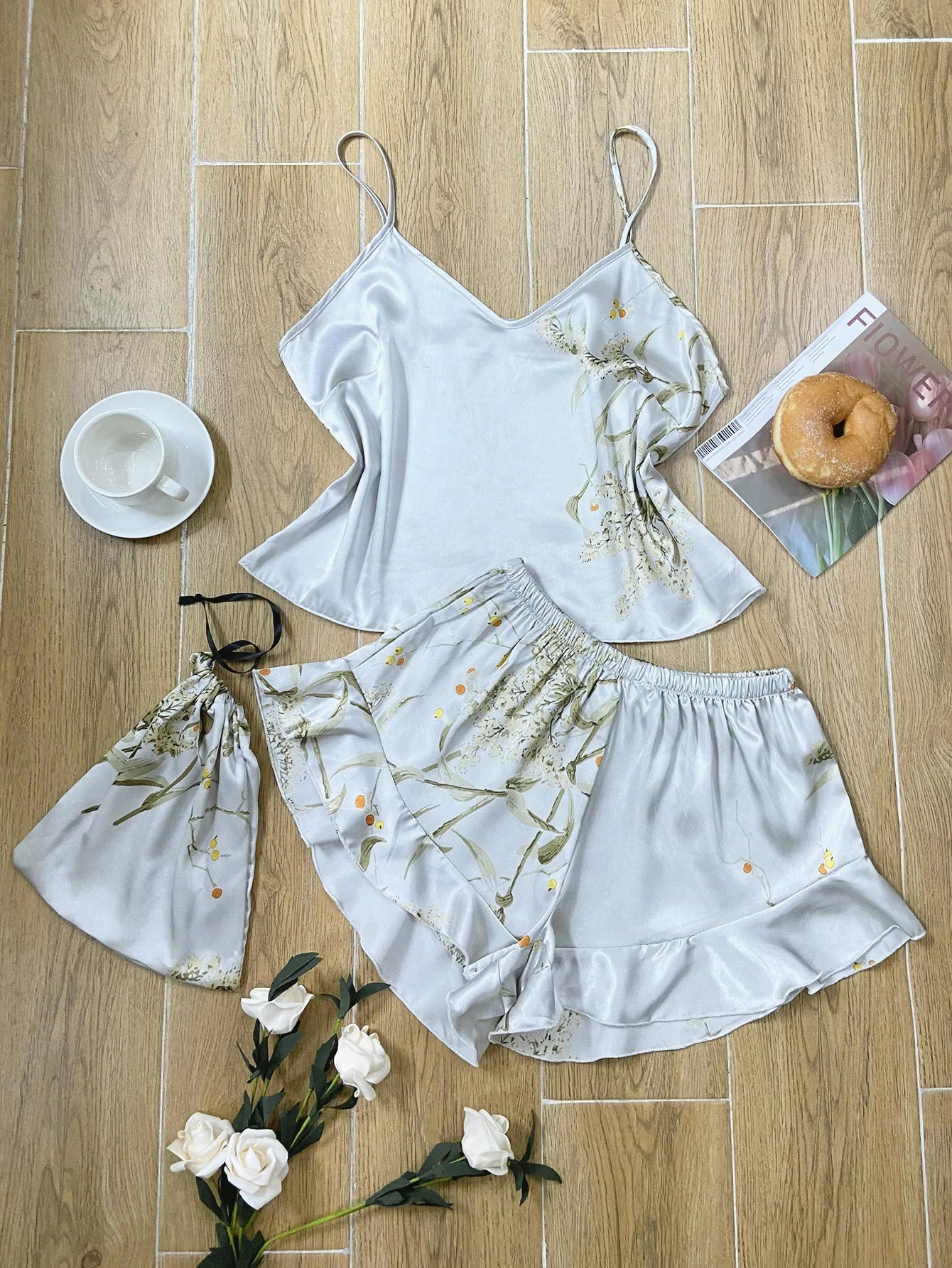 Dames pyjama met knopen – Klassiek en stijlvol