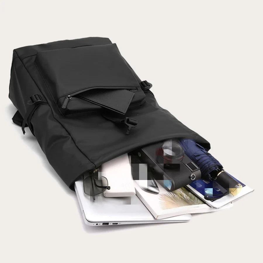 Handbagage rugzak met trolleybevestiging