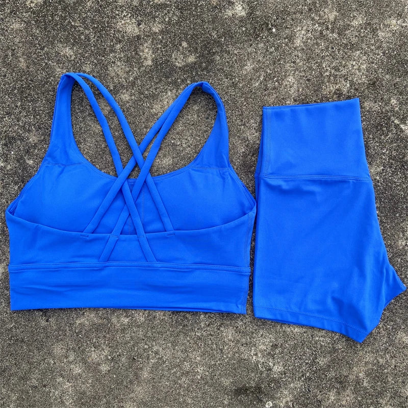 Dames yoga kleding met sportieve flair