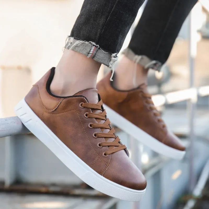 Herenschoenen met zomerse perforatie