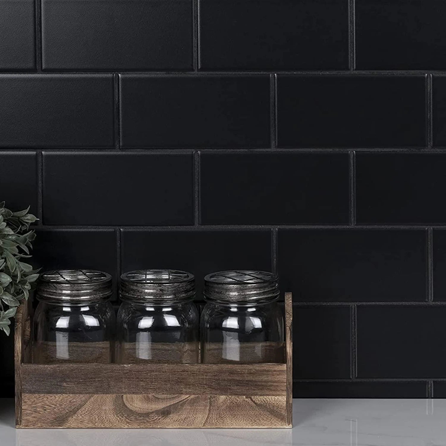 Lichte mozaiek tegels toilet – Fris en modern