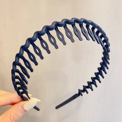 Minimalistische haar accessoires in goudkleur