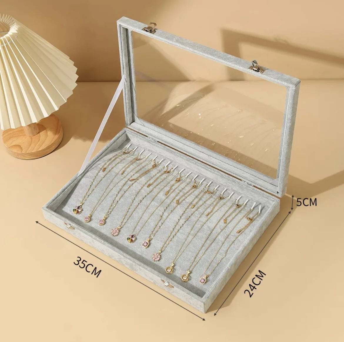Vintage sieradenrekje – Romantisch en uniek