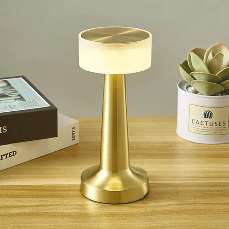 Dimbare lamp nachtkastje – Van helder tot zacht licht