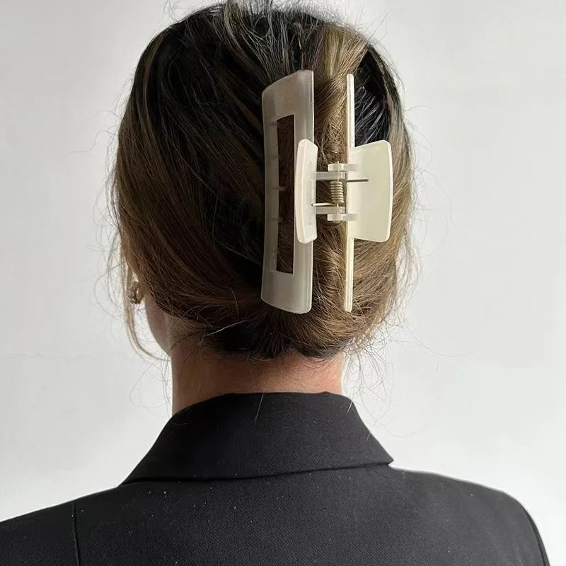 Haarsieraad met romantisch design