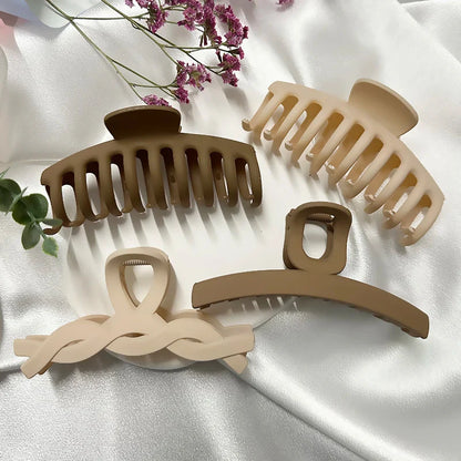 Haar accessoires voor zomerse kapsels