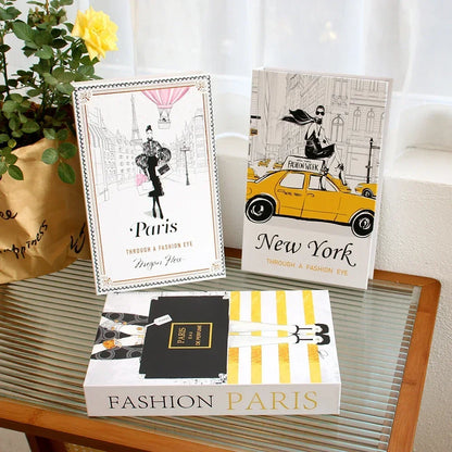 Gouden details in woonkamer accessoires – Chic accent