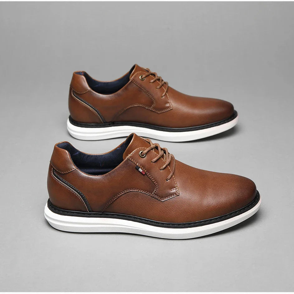 Zomerse veterschoenen voor heren in lichtgrijs