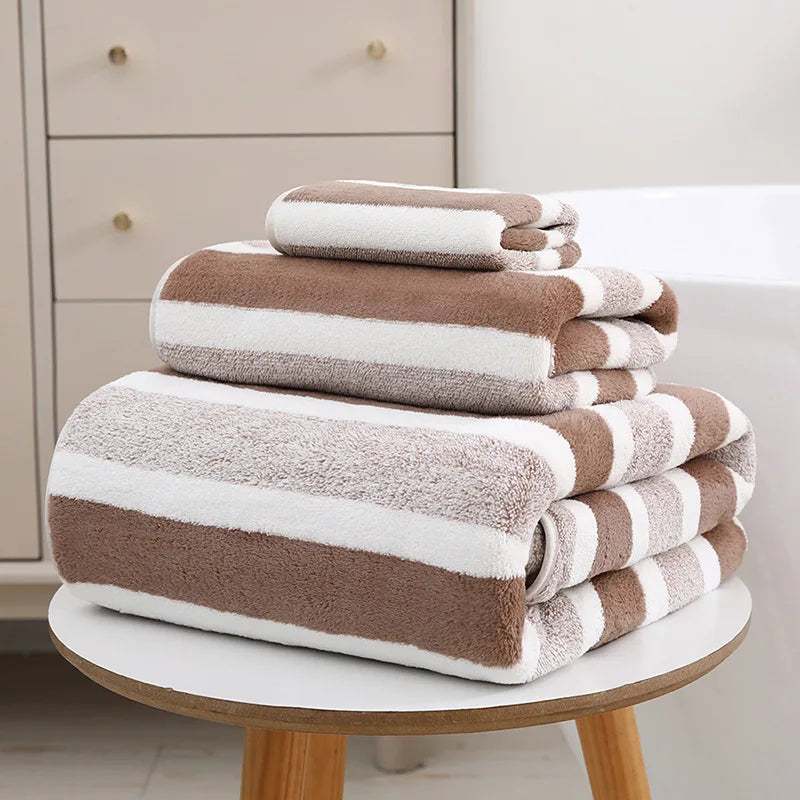 HEMA handdoeken met ribstructuur – Extra absorberend