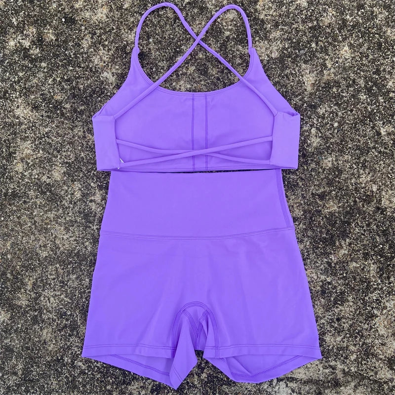 Yoga kleding in neutrale tinten met stretch