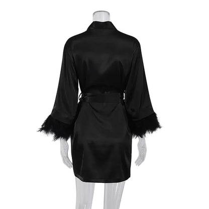 Ochtendjas voor dames met elegante pluimdetails - Perfect voor zomerse ochtenden
