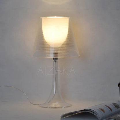 Modern lampje voor nachtkast – Strak design