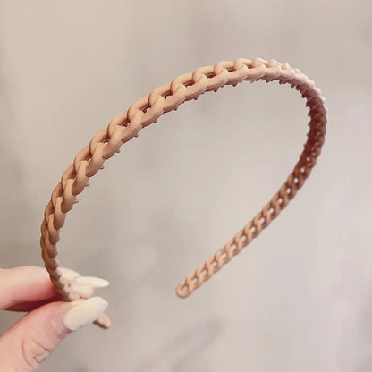 Haar accessoires voor zomerse kapsels