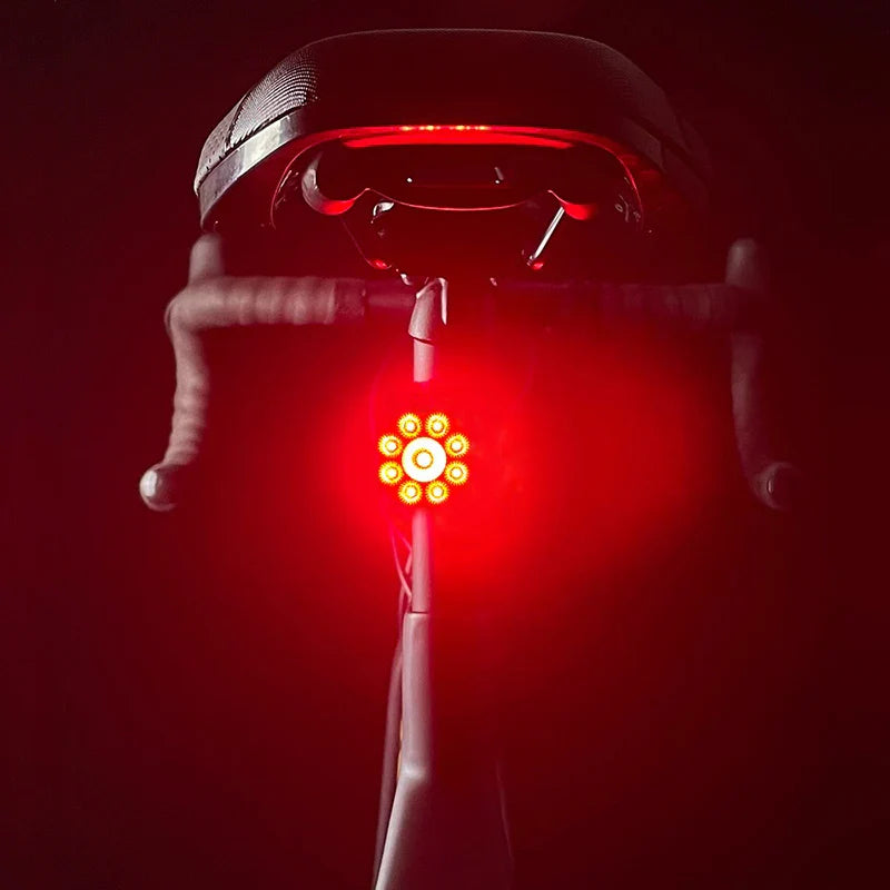 Fietslamp Action in zwart kunststof design