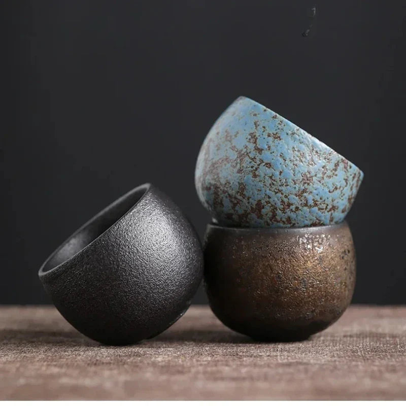 Design theepot met moderne lijnen