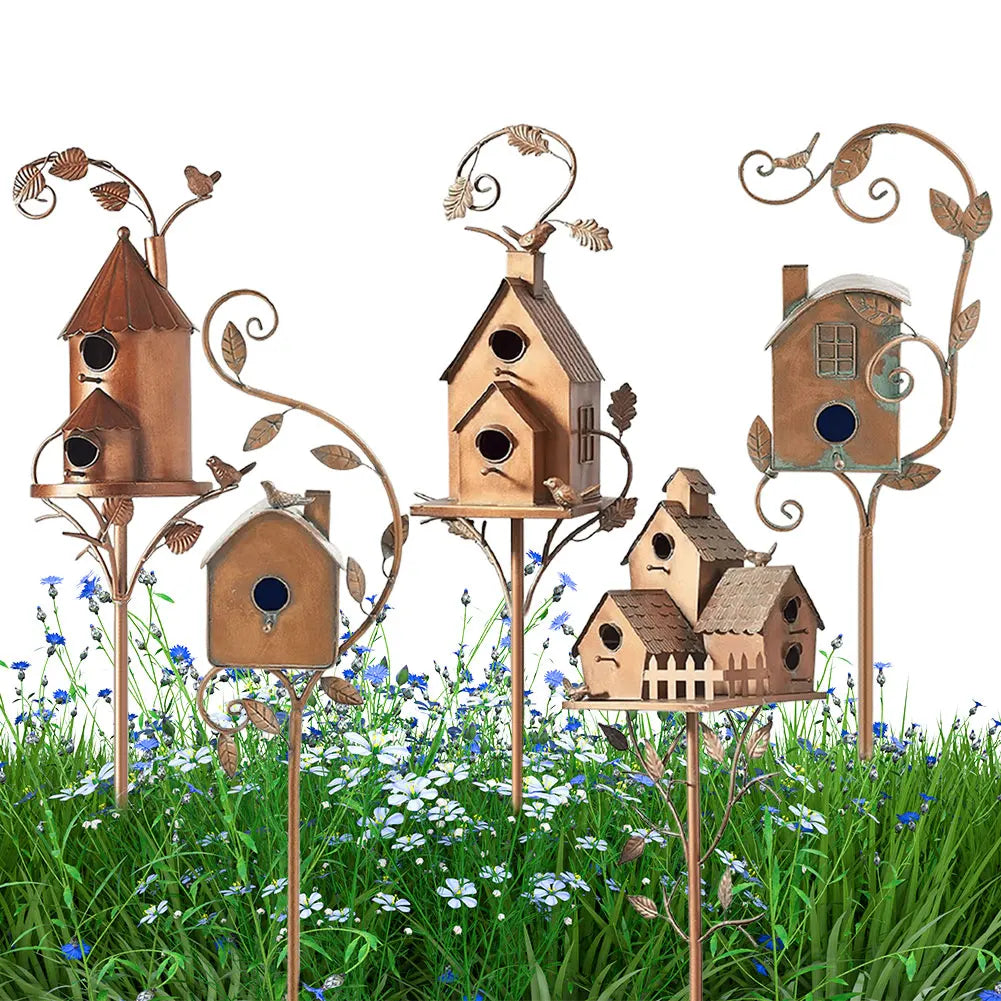 Klassiek vogelhuisje met puntdak – Tijdloos ontwerp