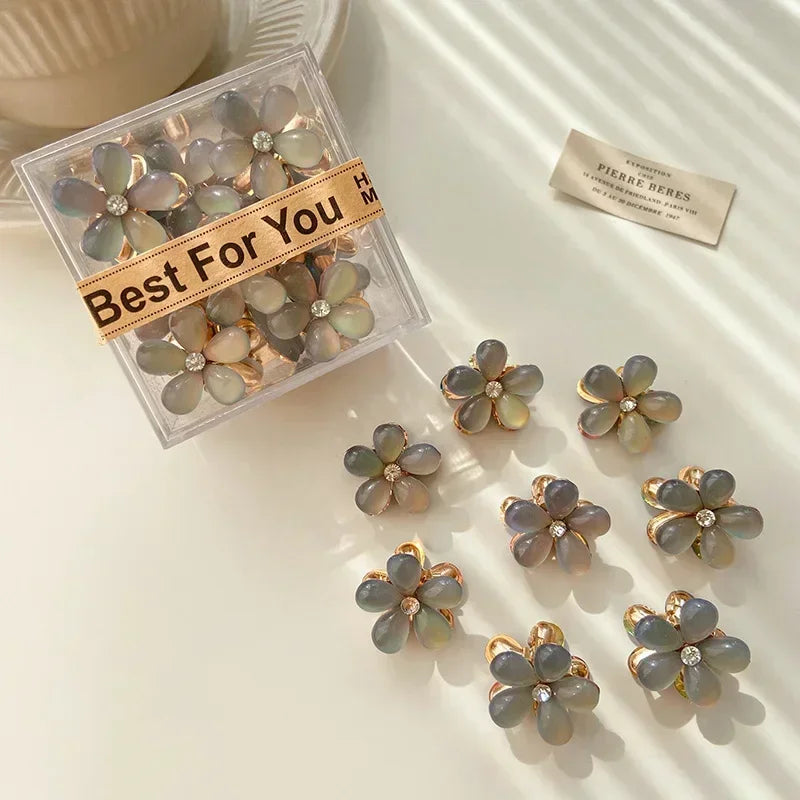 Haar accessoires voor zomerse kapsels