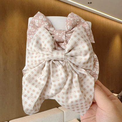 Romantische haar accessoires met kanten details