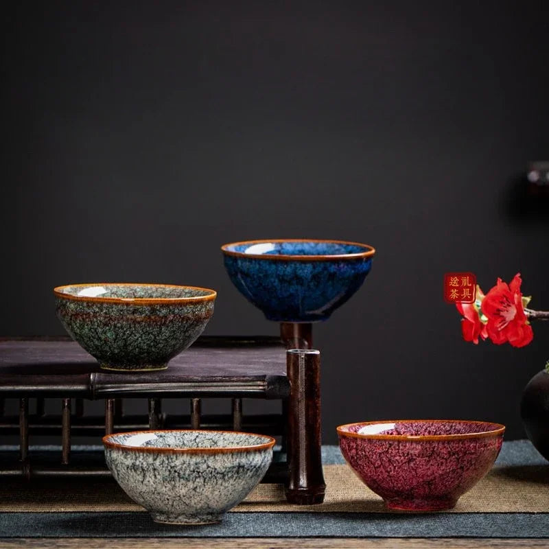 Theewaar met Scandinavisch design en zachte kleuren