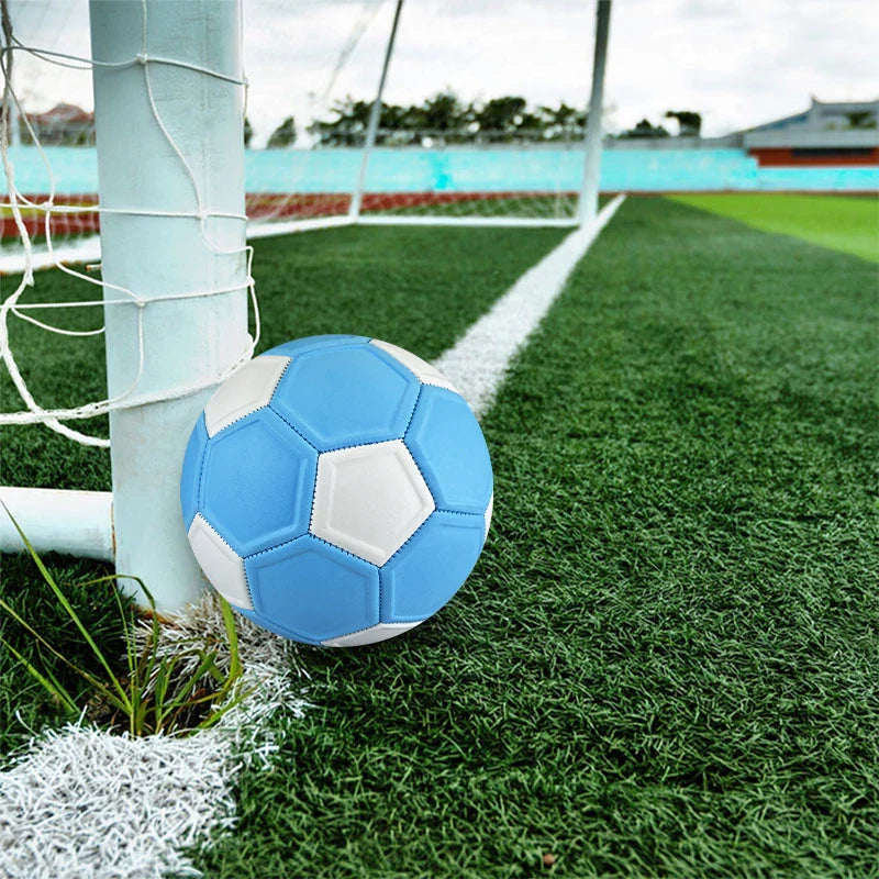 Voetbal met extra grip voor straatvoetbal