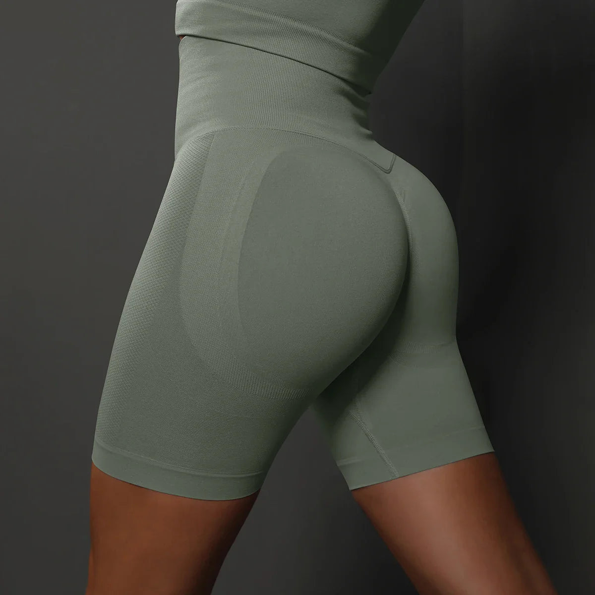 Dames yoga kleding met modieuze uitstraling