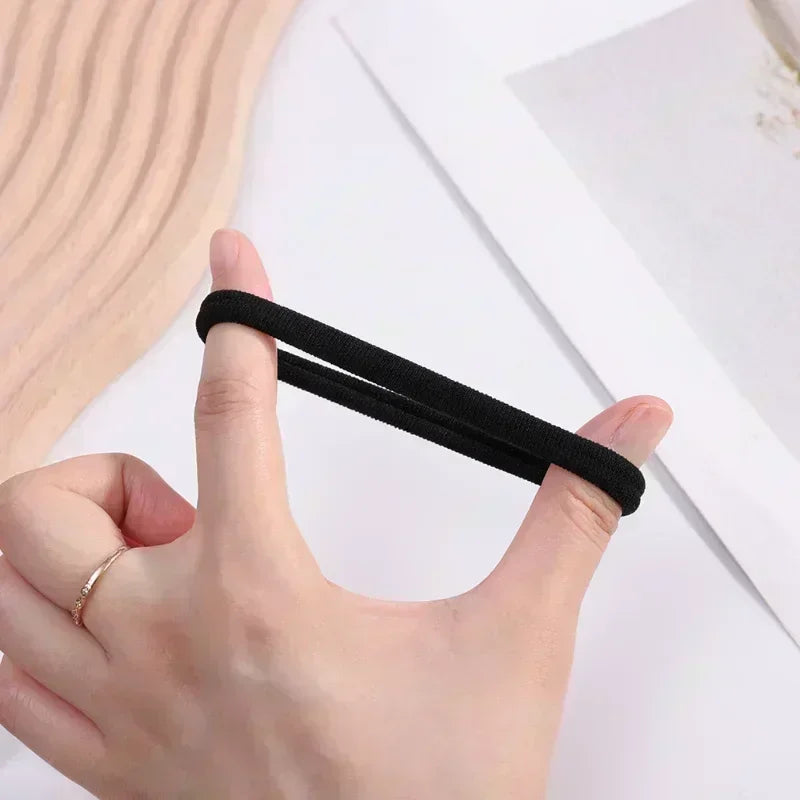 Romantische haar accessoires met kanten details