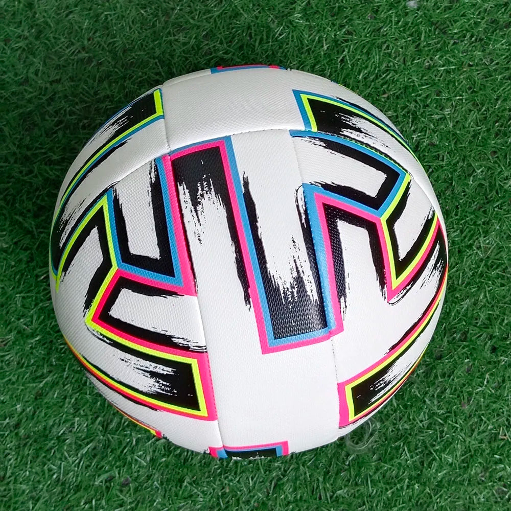 Voetbal met zachte buitenlaag voor comfort