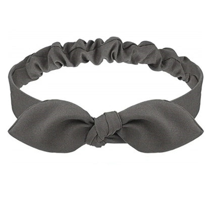 Haar accessoires met glinsterende steentjes