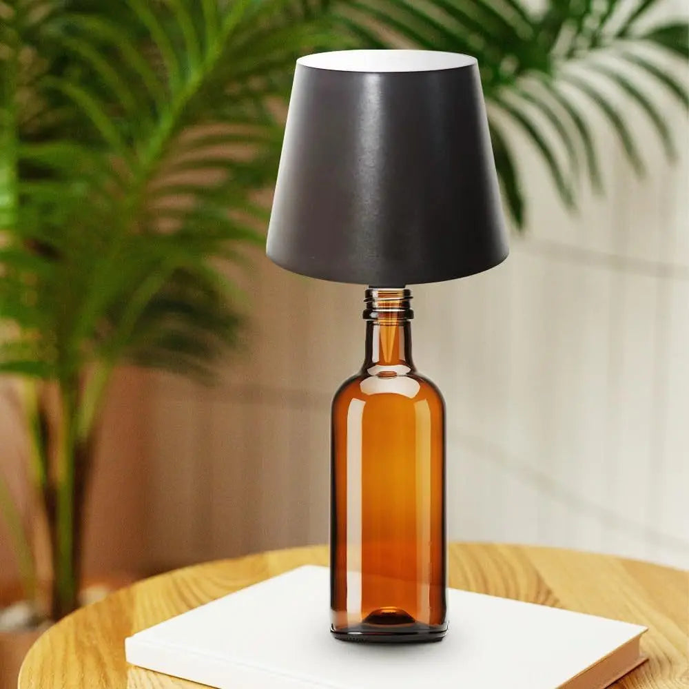 Licht nachtkastlampje met houten accenten – Natuurlijk en rustig