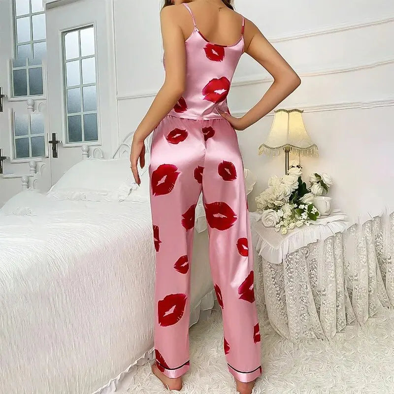 Dames pyjama Livera met warme stoffen